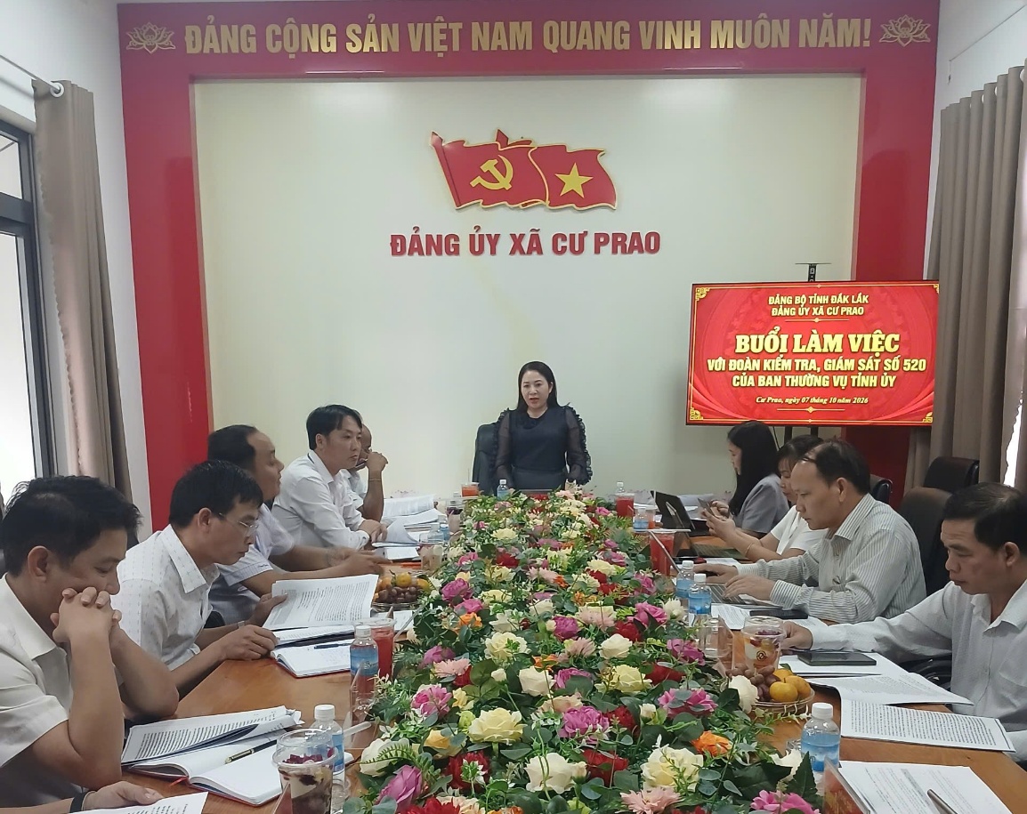 Xã Cư Prao nâng cao chất lượng công tác cán bộ sau sắp xếp
